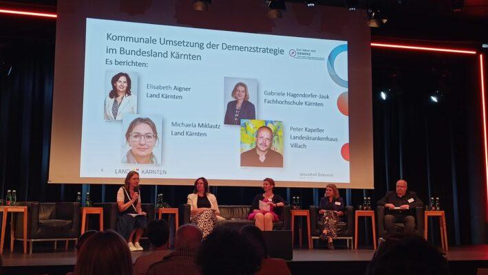Foto Podium Demenzstrategie Arbeitstagung 2024 mit Gabriele Hagendorfer-Jauk, FH Kärnten, IARA